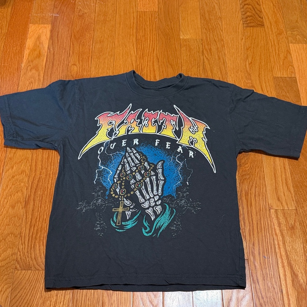 Black Graphic Short-Sleeve kids Band Tee - Prayer Hand Design